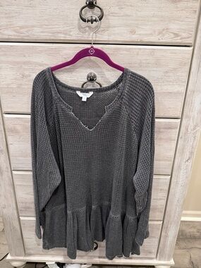 Women’s Charcoal Gray Waffle Knit Peplum Top 3xl